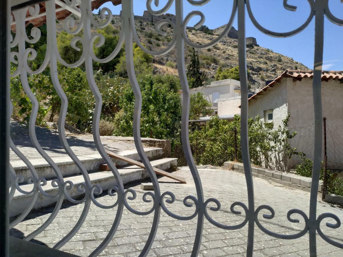 נאפפליו Zeus Studio On Palamidi Foothills מראה חיצוני תמונה